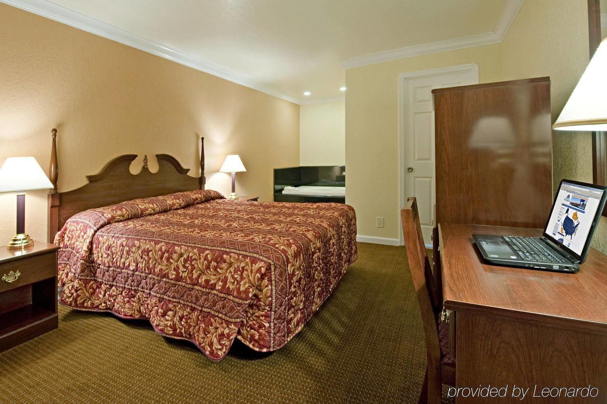 Americas Best Value Inn Sunnyvale Room photo